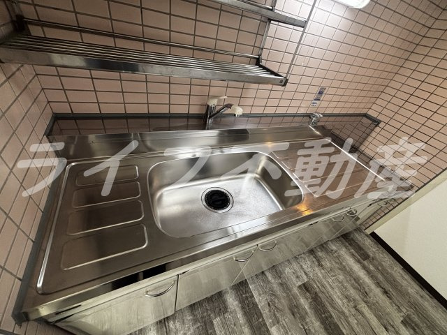 ロアジ花園のキッチン|お料理しやすいキッチンです