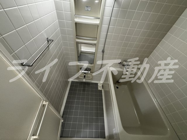 ロアジ花園の浴室|日々の疲れを癒すお風呂付です