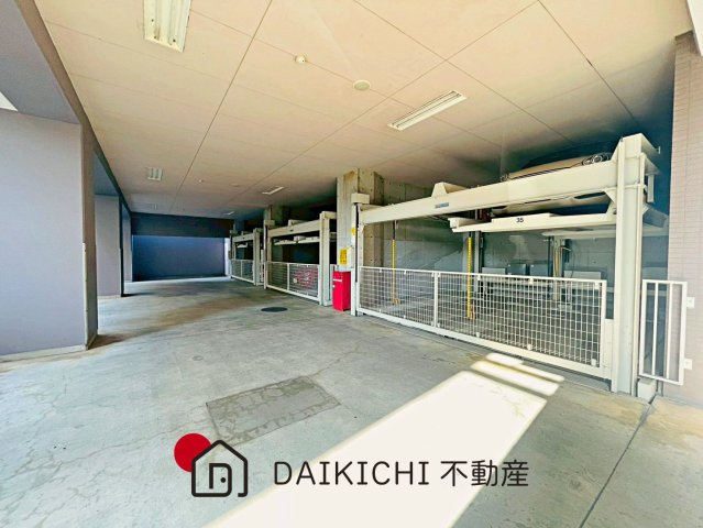 【駐車場】 | オーベル鴻巣　中古マンション
