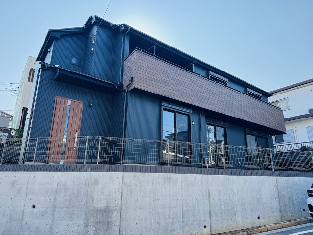 八王子市　長沼町　新築一戸建ての外観|～平山城址公園駅徒歩9分　長期優良住宅認定　敷地58坪超、庭付き5LDKの邸宅～