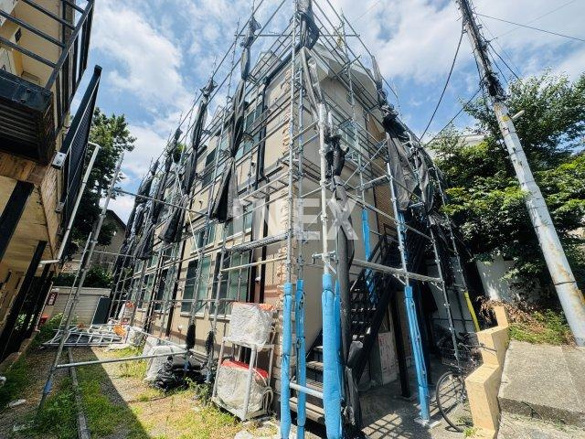 横浜市神奈川区白幡南町のアパートの外観