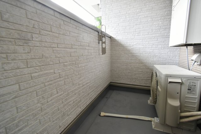 ウェルスクエア西宮北口のバルコニー