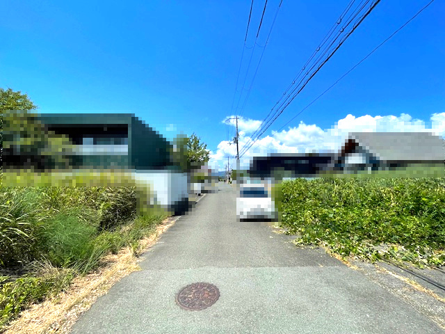 高島市今津町浜分54坪売地の前面道路含む現地写真