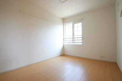 【洋室】 | ブルーメ