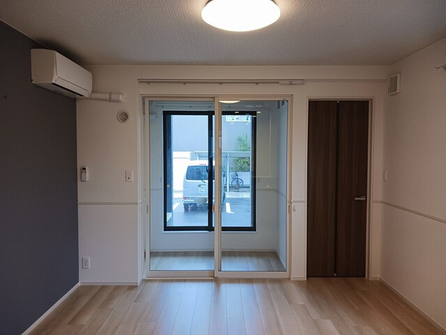 リヴァージュ　Ｋの居間・リビング