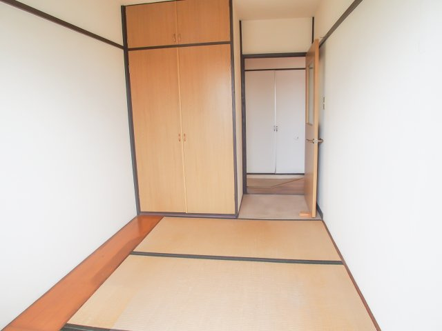 新多聞第2住宅109号棟の和室|和室3帖