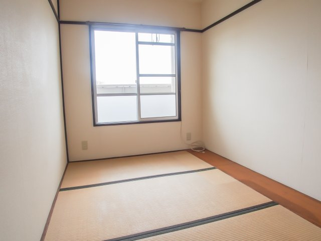 新多聞第2住宅109号棟の和室|和室3帖