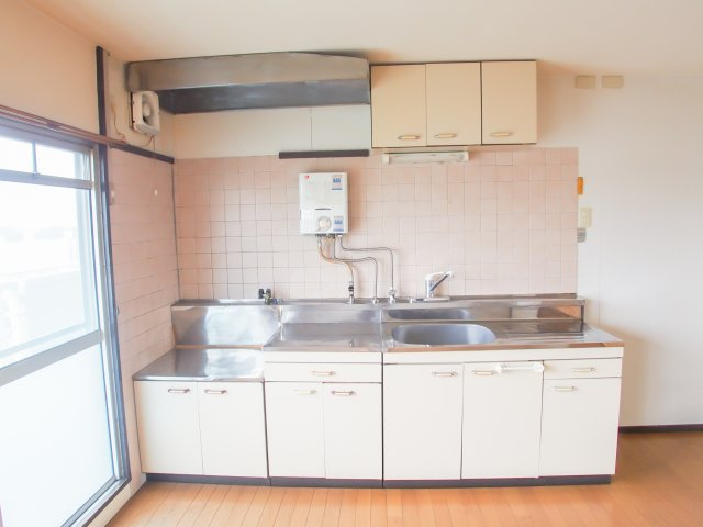 新多聞第2住宅109号棟のキッチン