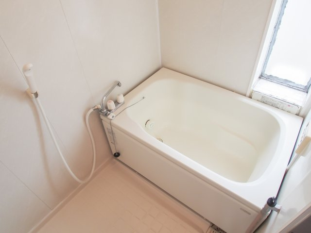 新多聞第2住宅109号棟の浴室