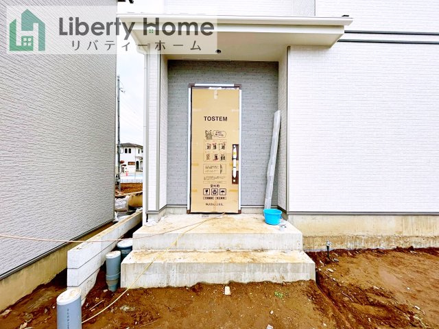 土浦市烏山4丁目　新築戸建　A号棟の玄関