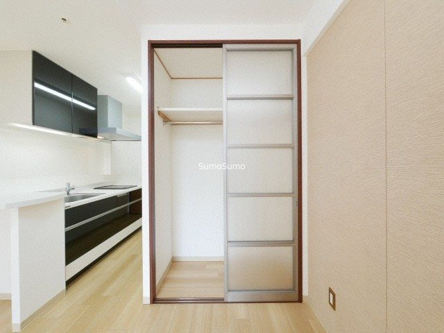 コンソラーレ土佐堀の収納|収納があります