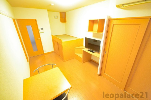 レオパレスサマールＫの寝室