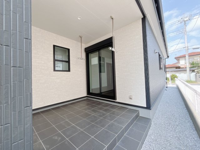 【新築戸建】太田第1長手町のバルコニー|洗濯物が干せるスペース♪