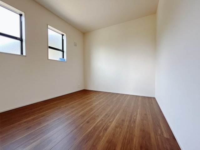 【新築戸建】太田第1長手町の洋室|子供部屋のメリットは「自立心を養うことができる」「自分で整理整頓できるようになる」そして、お子様が成長した際には「プライバシーを確保できる」といい事だらけ♪