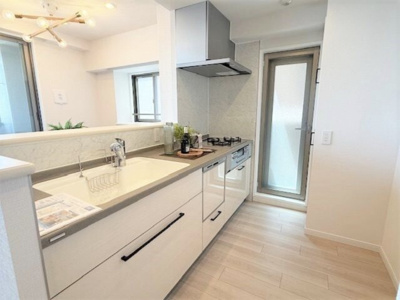 【キッチン】 | アイルシティ御器所2 | キャンペーン対象物件です♪詳細は弊社ホームページもしくはスタッフまでお気軽にお問合せ下さいませ♪ お役に立てる自信があります♪