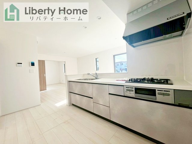 土浦市烏山4丁目　新築戸建　B号棟のキッチン