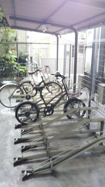 アプリコの駐車場