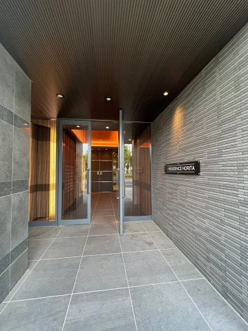 S-RESIDENCE堀田　名古屋市賃貸　仲介手数料無料のエントランス