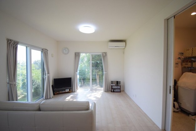 【居間・リビング】 | 東興別荘地　戸建