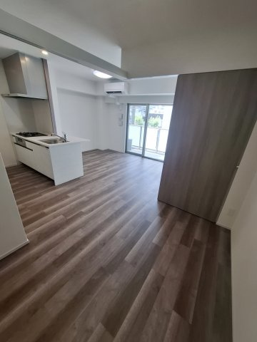 Live Casa西宮の内装|４帖