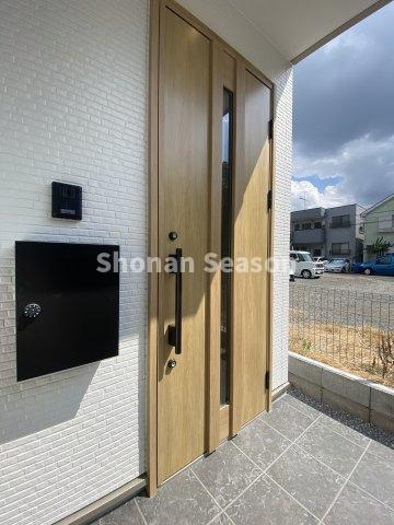 【玄関】 | 内覧の際には新生活をイメージしながら隅々までご覧くださいね♪