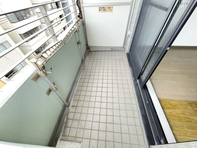 ロイヤルタワー代々木公園のバルコニー