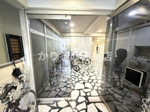 マンション武蔵のエントランス