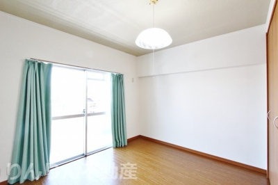 【居間・リビング】 | コーポヤマモト | 使いやすい居間です