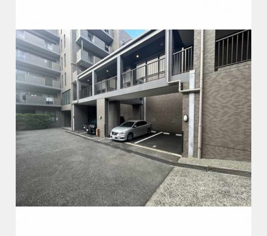 PATH宮前平の駐車場