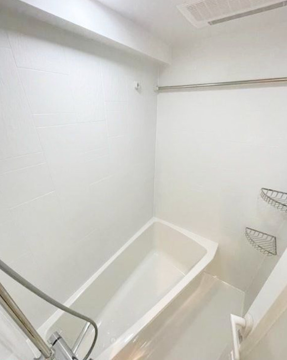 アジールコート三宿テラス　角部屋　礼金0　楽器相談　ペット相談の浴室