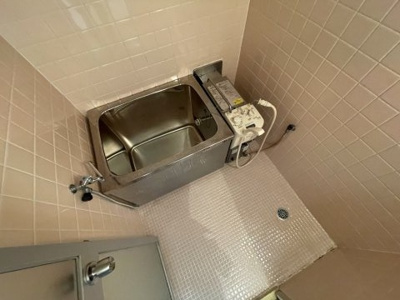 【浴室】 | グランドハイツ北 | 落ち着いた空間のお風呂です