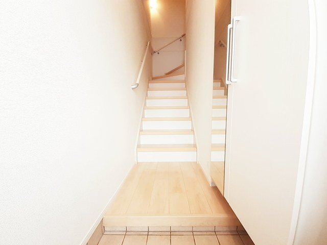 アパルトマン　タンプルＡの玄関