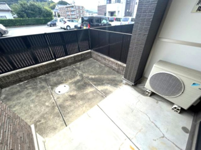 【バルコニー】 | ヴィクトワール