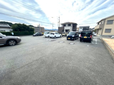 【駐車場】 | ヴィクトワール