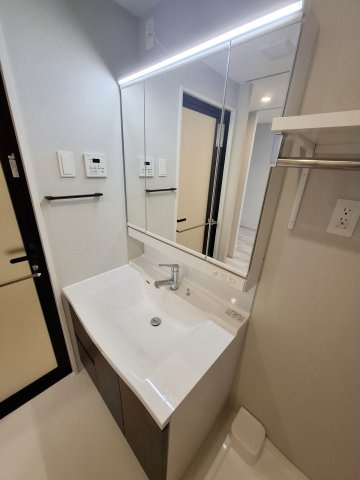 Live Casa西宮の洗面所