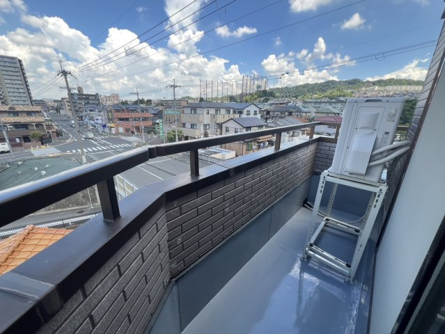 清滝中古戸建のバルコニー|バルコニー付きです