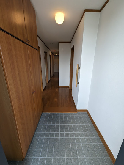【玄関】 | 藤原台中町４丁目戸建(GoodHome)