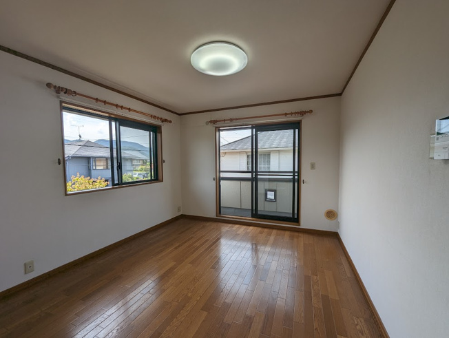 【居間・リビング】 | 藤原台中町４丁目戸建(GoodHome)