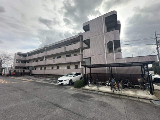 ベルドミール平戸橋2番館の駐車場