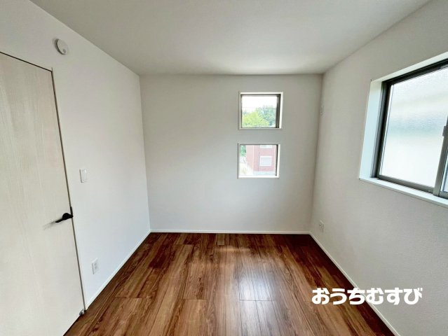 瀬戸市坂上町(全2棟)の洋室