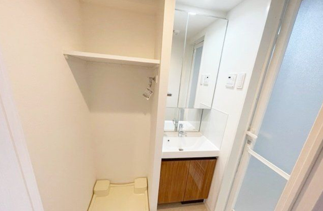 アジールコート三宿テラス　礼金0　角部屋　楽器相談　ペット相談の洗面所