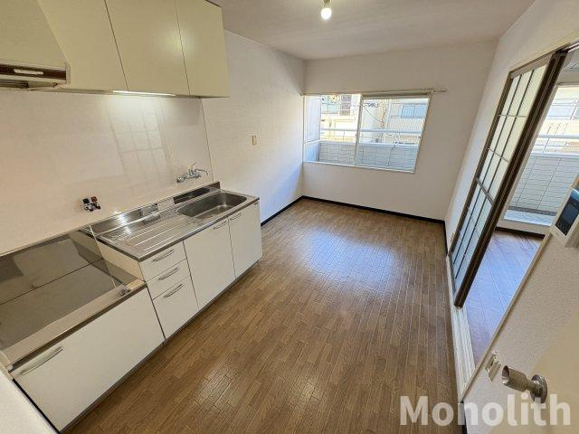 グリーンファンタンの居間・リビング