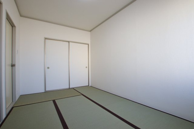 【寝室】 | サンハイツB