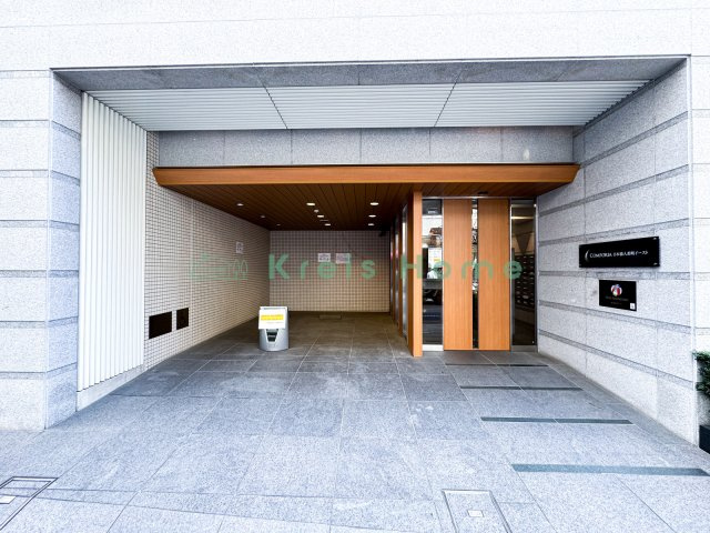 コンフォリア日本橋人形町イーストのエントランス