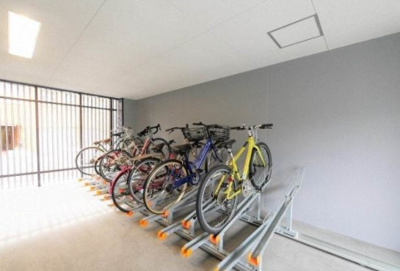 【その他共用部分】 | プレサンス淡路駅前 | 駐輪場です