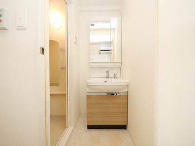 【独立洗面台】 | プレサンス淡路駅前 | 朝の身支度には欠かせない独立洗面化粧台