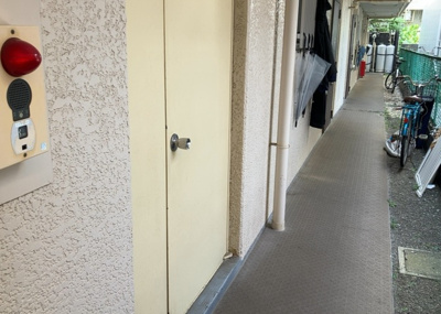 【設備】 | リエス中町 | 共有部分は、住民なら誰もが使える設備のこと。例えば駐車場やエレベーター、インターネット設備、セキュリティ設備などがあります。他にも、マンションの廊下・外部階段やエントランス・ゴミ置き場などがあります。