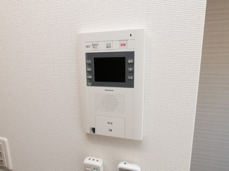 【セキュリティ】 | エステムコート新大阪Ⅺリンクス | モニター付きインターフォンです