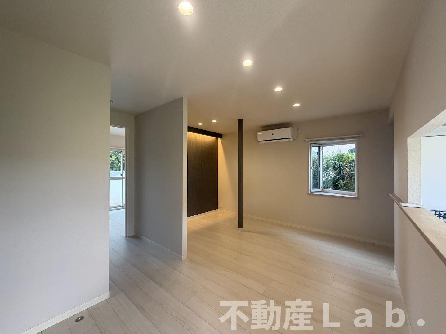 フレグランス中原の居間・リビング