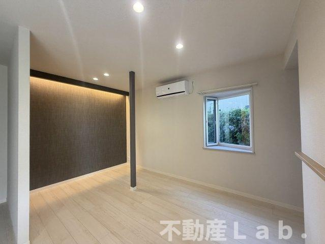 フレグランス中原の居間・リビング